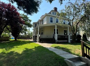 62 8th St, Salem, NJ 08079