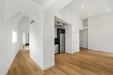 Rented by Pinnacle City Living