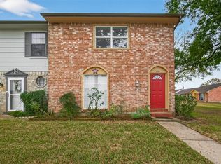 3834 Laura Leigh Ln, Friendswood, TX 77546