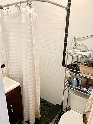 Rented by Keller Williams NYC | media 27