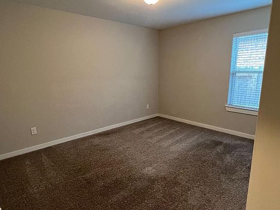 4th image of 218 Sintra Lake Way
