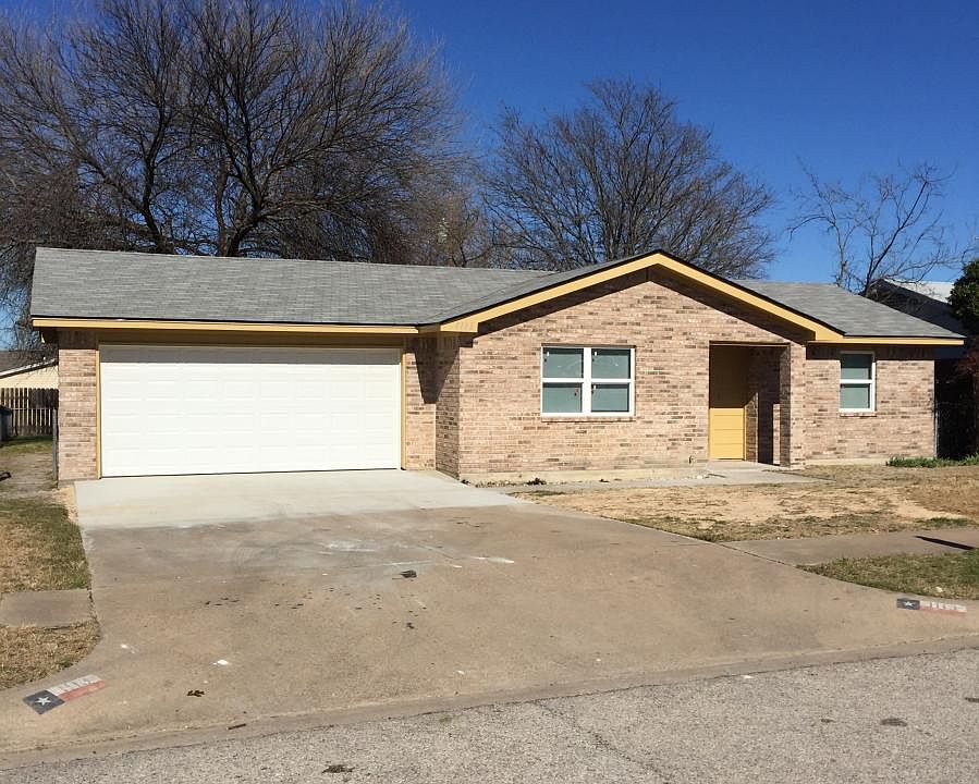 1st image of 1113 Magnolia Ave