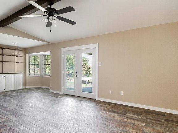3rd image of 1404 Conejos Ct