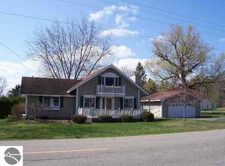 905 W 1st St, Tawas City, MI 48763