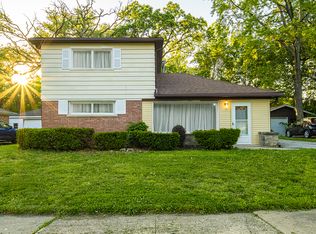 328 Oswego St, Park Forest, IL 60466
