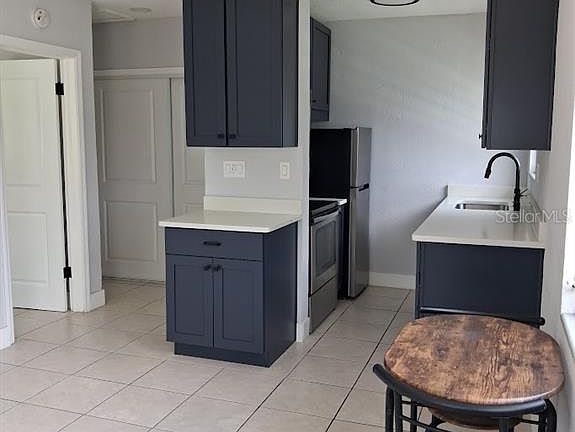 5th image of 217 Banana St