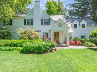 1 Morningside Dr, Delmar, NY 12054