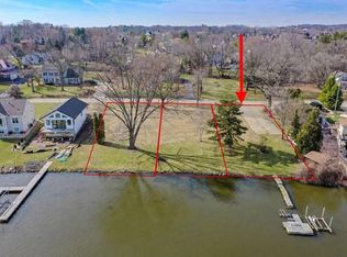 4757 Riverside Rd, Waterford, WI 53185
