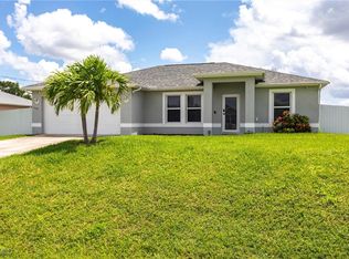 3909 NE 16th Ave, Cape Coral, FL 33909