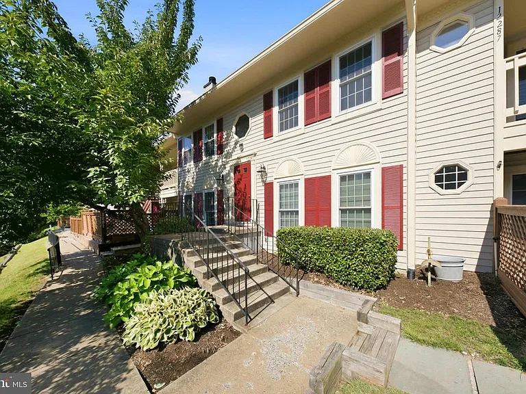 12287 Wadsworth Way — Photo 1