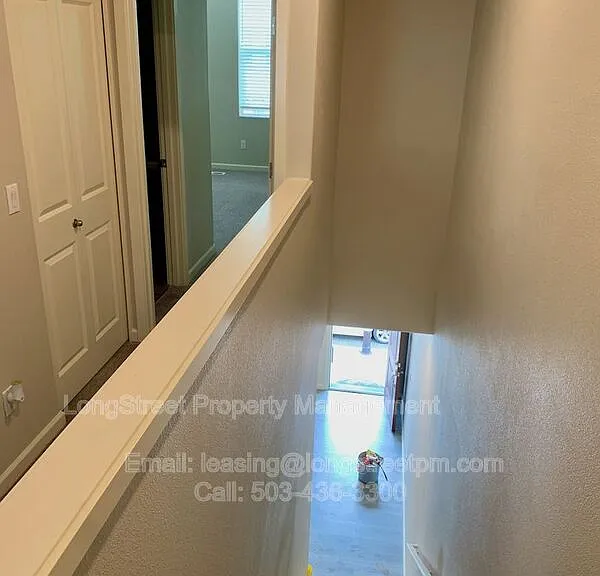 11457 SW Mont Blanc St — Photo 10