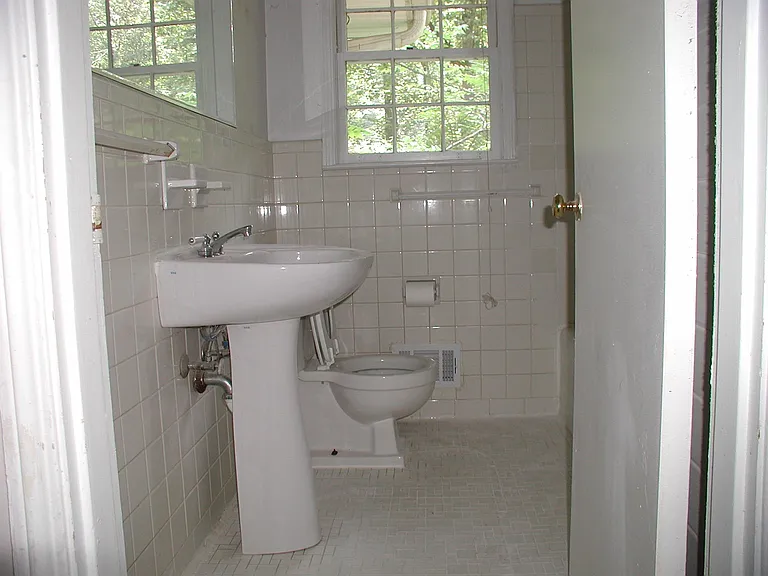 4179 Shawnee Ln NE — Photo 11
