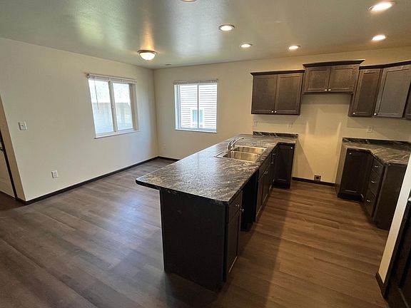 5th image of 309 Post Oak Dr #A