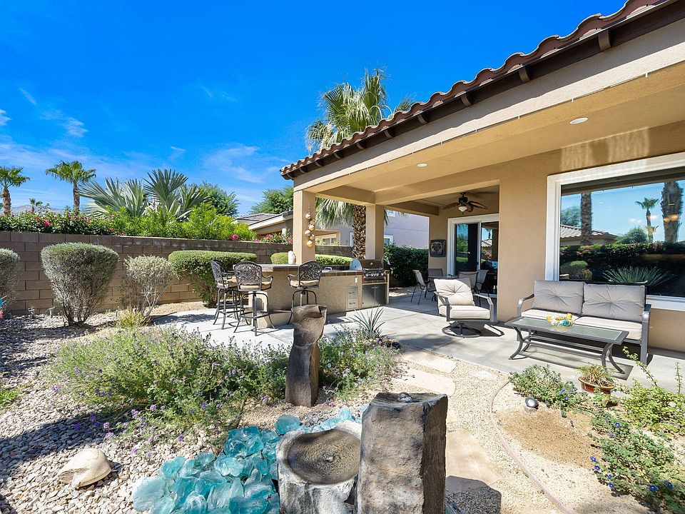 1st image of 61240 Portulaca Dr