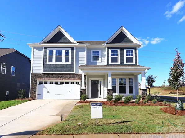 7204 Helmans Dr, Huntersville, NC 28078