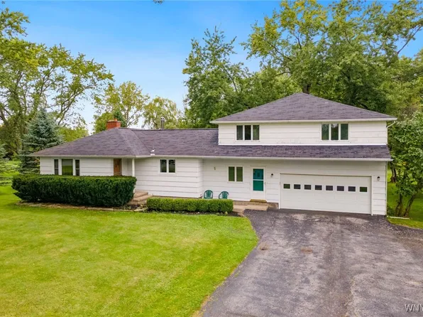 1371 Billington Rd, East Aurora, NY 14052