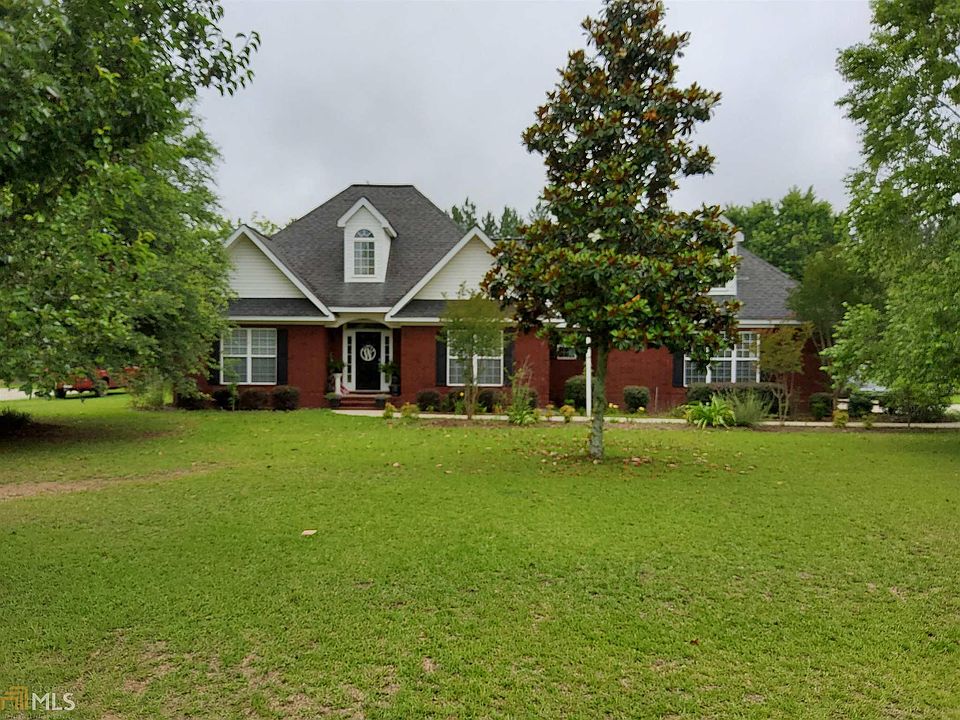1st image of 9058 Oakfield Dr