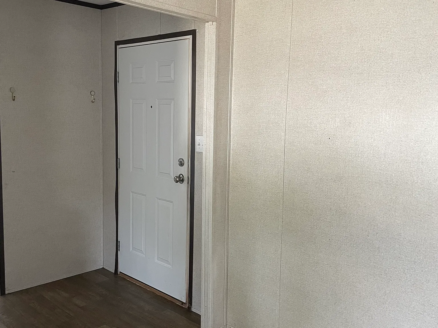 260 Old Brandon Rd — Photo 2