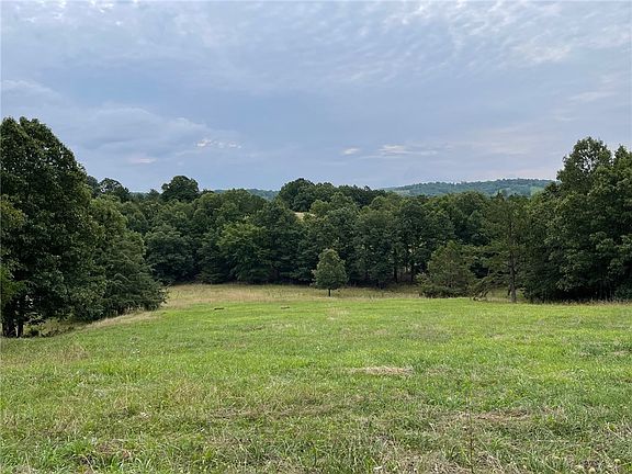 2nd image of 1601 County Road 516