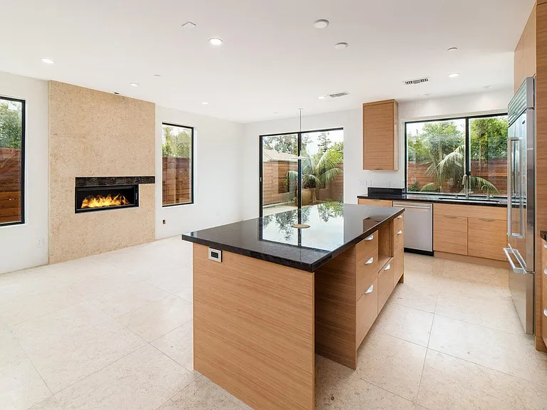 157 W Leucadia Blvd — Photo 58
