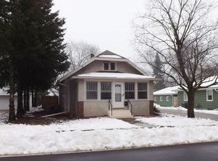 303 S Elm St, Oconomowoc, WI 53066
