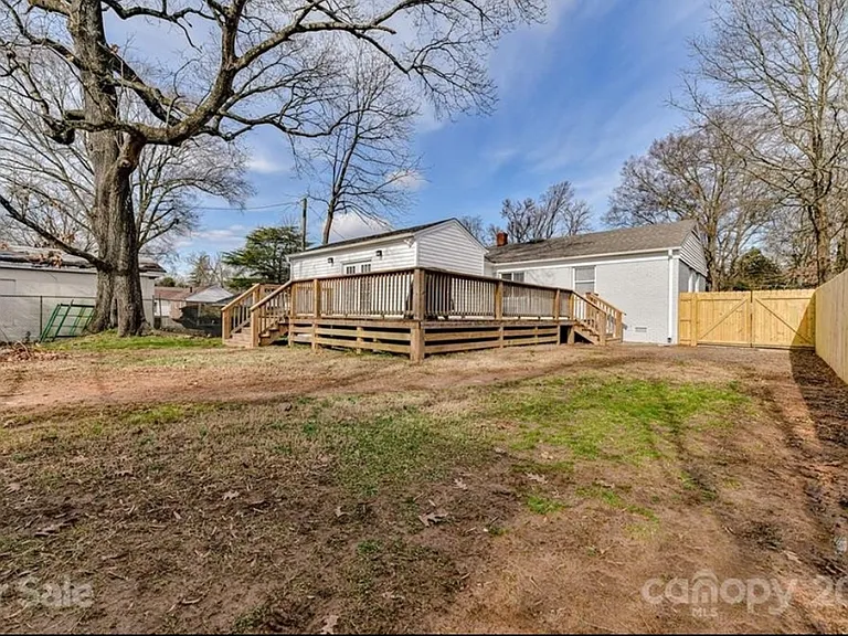1632 Academy St — Photo 19