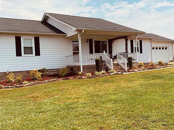 2nd image of 227 Cinnamon Ln