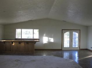 19844 Modoc Rd, Apple Valley, CA 92308