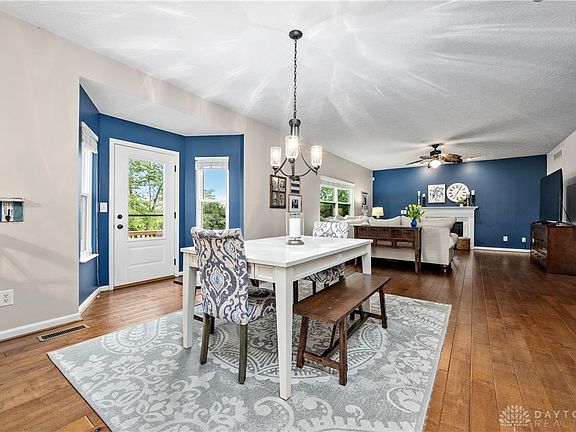 5th image of 6464 Ashdale Ct