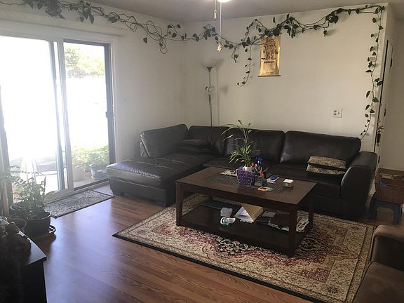 3rd image of 723 Whitesail Dr #723