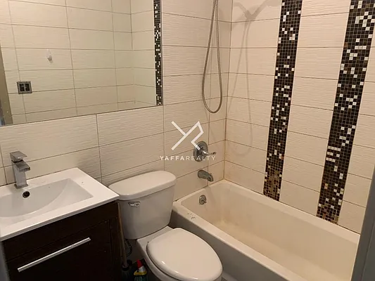 Rented by Yaffa Realty LLC | media 24