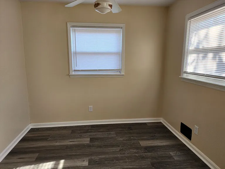 4306 Shady Villa Dr — Photo 29