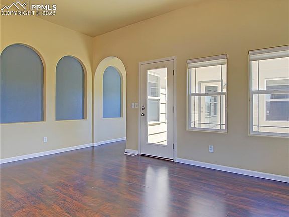5th image of 7121 Mitchellville Way