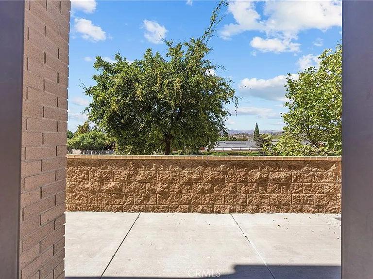 105 Red Brick Dr — Photo 33