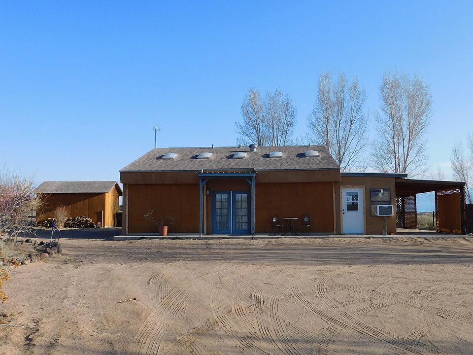 1st image of 27 Palomar Dr