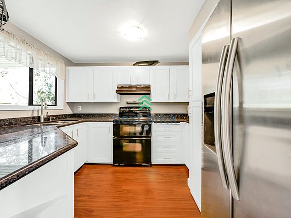 3rd image of 12229 100th Ave NE #B108
