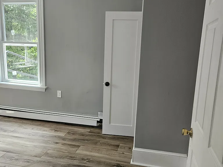 14 Hillside St — Photo 7