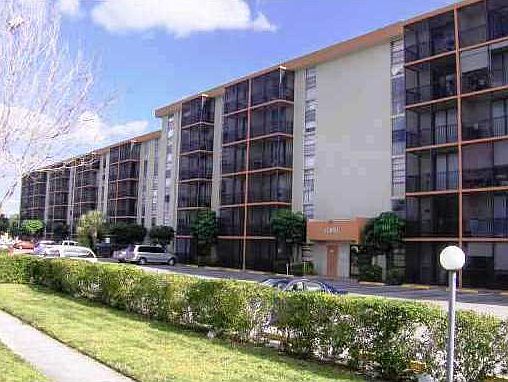 1st image of 16851 NE 23rd Ave APT 605