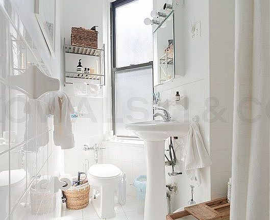 5th image of 55 Morton St APT 5M