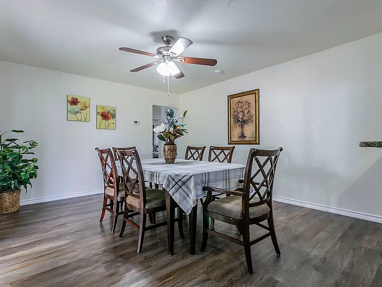 4103 Willow Green Dr — Photo 8