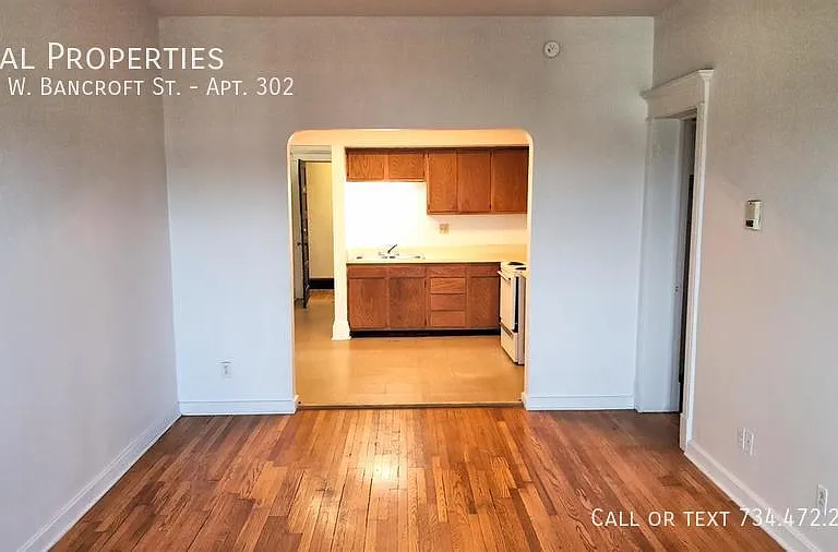 409 W Bancroft St #302 — Photo 3