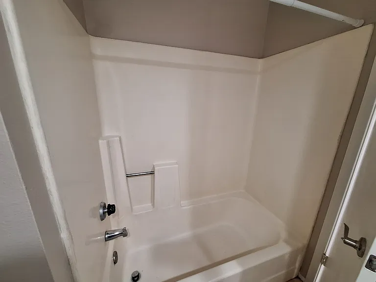Townhome in Mesa with enclosed backyard! — Photo 11