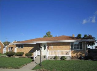 518 W 10th St, Mishawaka, IN 46544