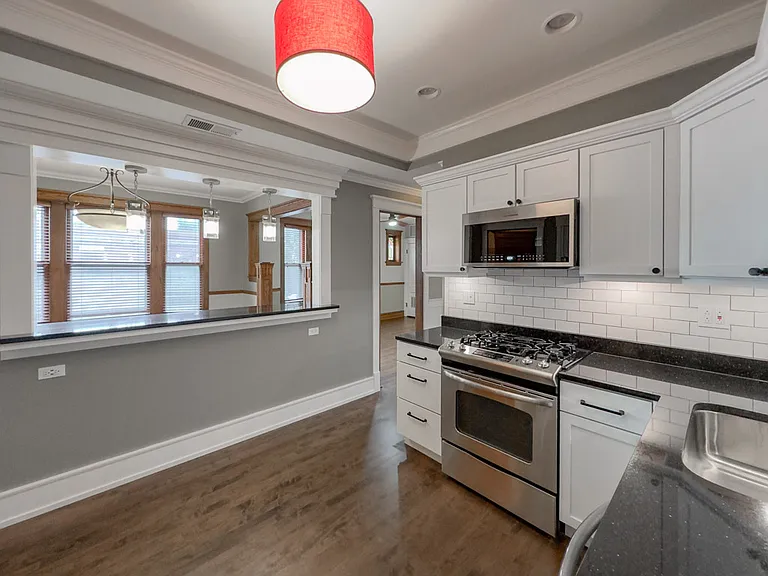 1940 W Berenice Ave #3 — Photo 4