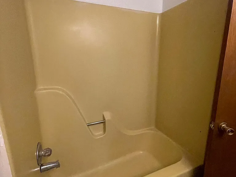 817 Robin Hood Trl — Photo 29