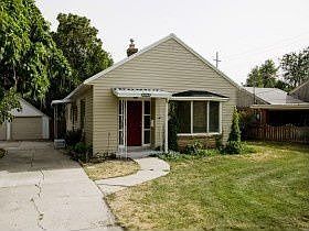5th image of 1112 Elgin Ave