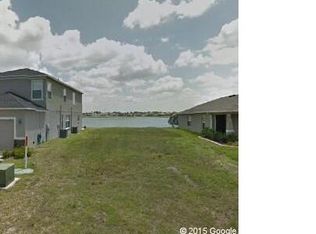913 Seminole Sky Dr, Ruskin, FL 33570