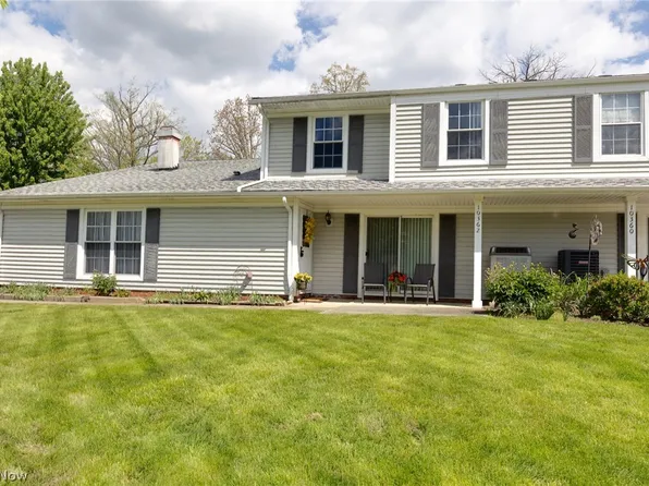 10362 Independence Dr #19B, North Royalton, OH 44133