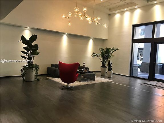 4th image of 10 Aragon Ave Suite 1018
