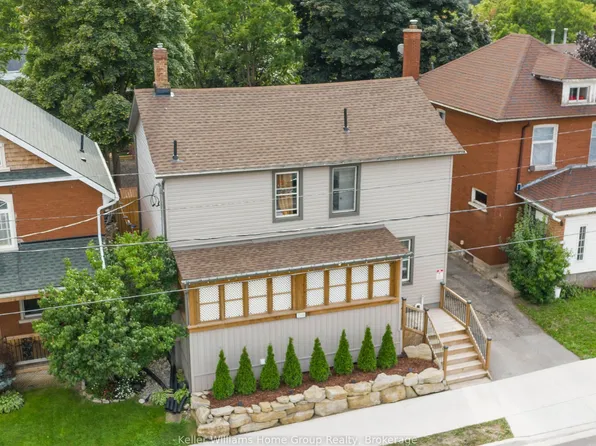 1346 King St E, Cambridge, ON N3H 3R1